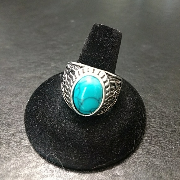 Other - *Sale* Silver tone ring with blue